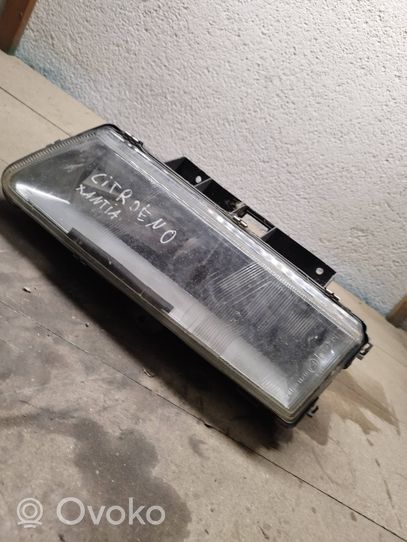 Citroen Xantia Cache-poussière de phare avant 60974410