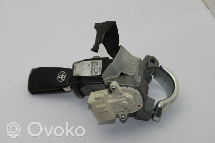 Toyota Avensis T270 Blocchetto accensione 8978305030