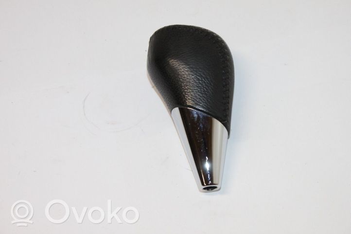 Toyota Avensis T270 Gear lever shifter trim leather/knob 