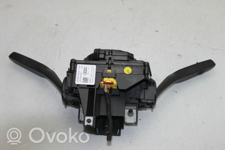 Audi TT TTS RS Mk3 8S Pyyhkimen/suuntavilkun vipukytkin 8S0907129AK