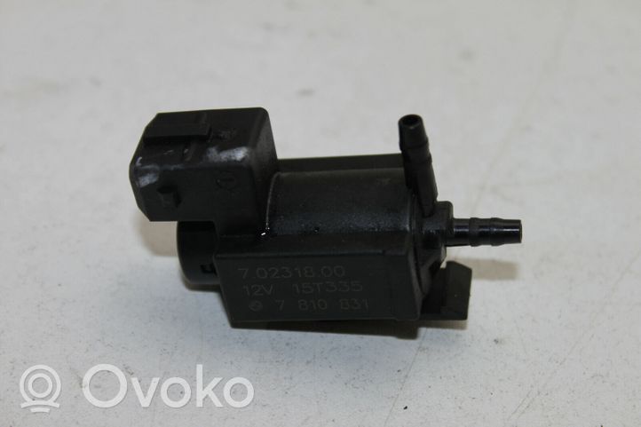 Toyota Avensis T270 Turboahtimen magneettiventtiili 70231800