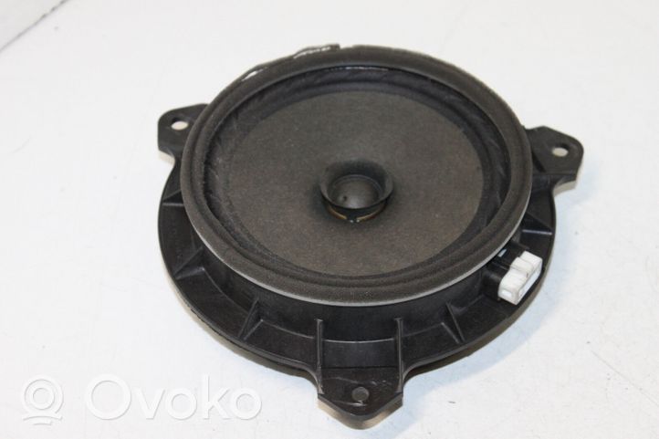 Toyota Auris 150 Takaoven kaiutin 861600D190