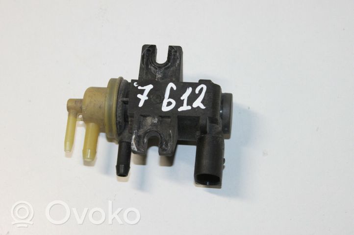 Volkswagen Touran II Electrovanne Soupape de Sûreté / Dépression 1K0906627B