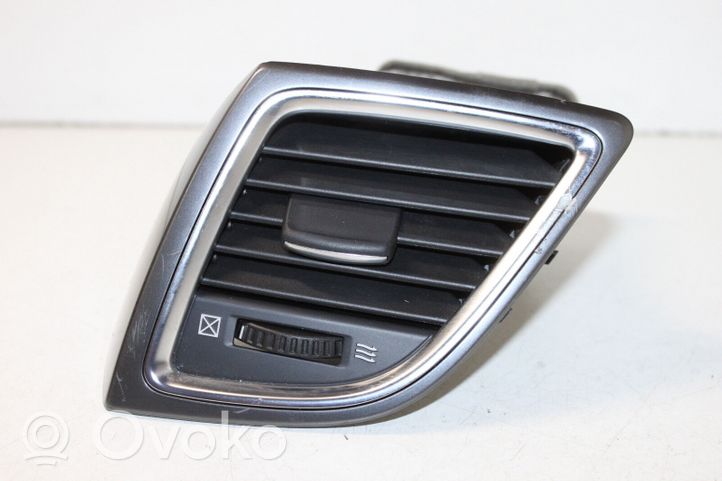 Mazda 3 III Garniture, panneau de grille d'aération latérale BHN164830