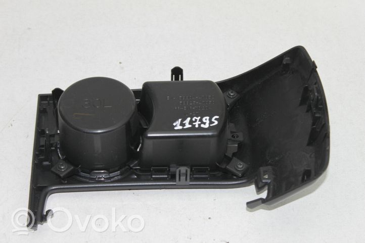 Toyota Prius+ (ZVW40) Portabicchiere anteriore 5880447050