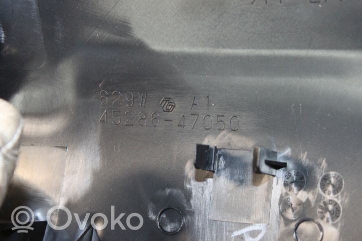 Toyota Prius (XW50) Ohjauspyörän pylvään verhoilu 4528647050