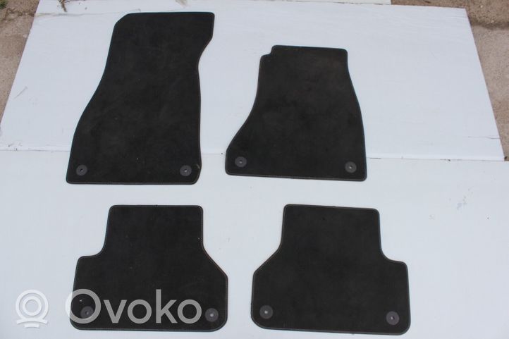 Audi A5 Kit tapis de sol auto 8W2863691