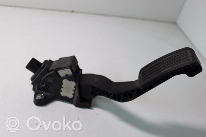 Toyota Yaris Pedal del acelerador 7811000D11