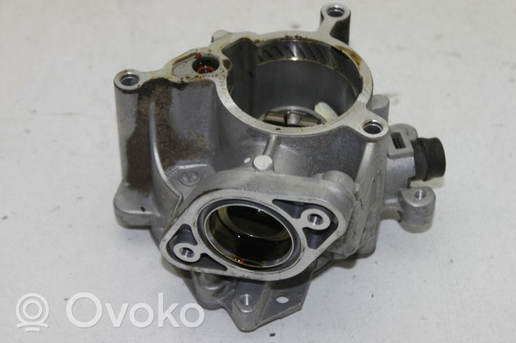 Audi A3 S3 8V Alipainepumppu 06K145100B