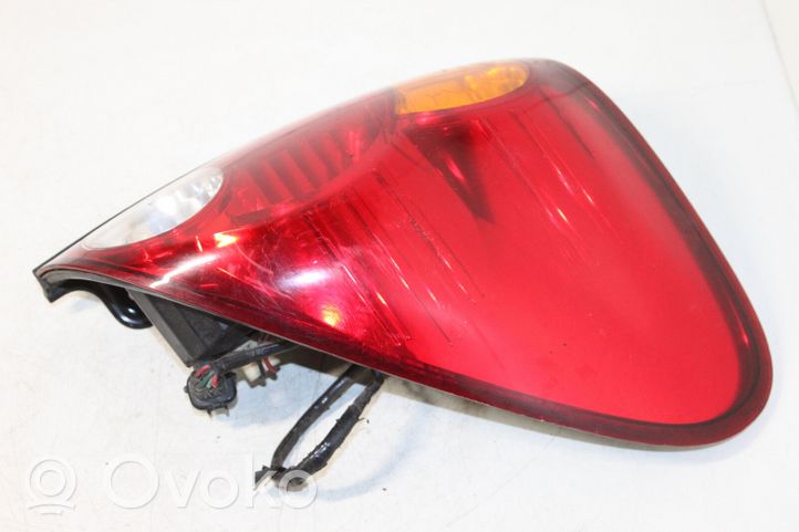 Mitsubishi L200 Lampa tylna MR587951