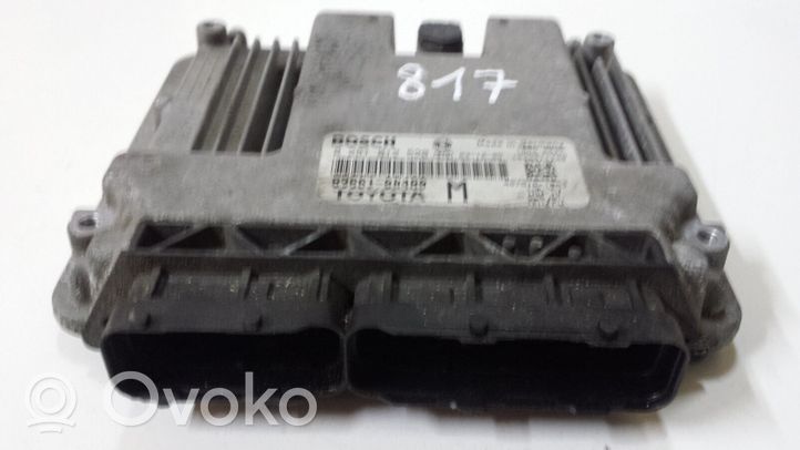 Toyota Yaris Calculateur moteur ECU 896610D480