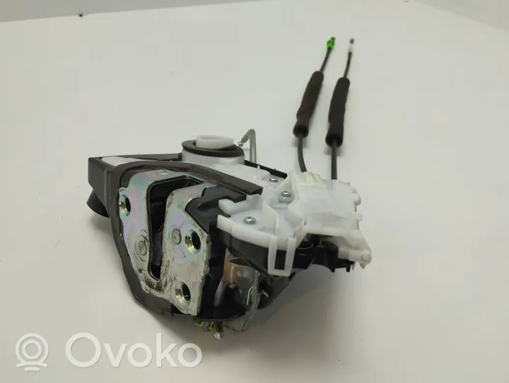 Toyota Prius (XW50) Front door lock T43-11160