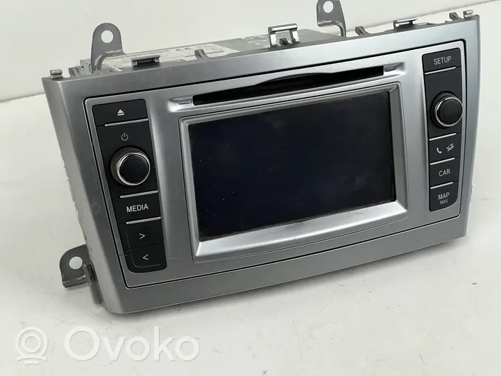 Toyota Avensis T270 Unità principale autoradio/CD/DVD/GPS 8614005010