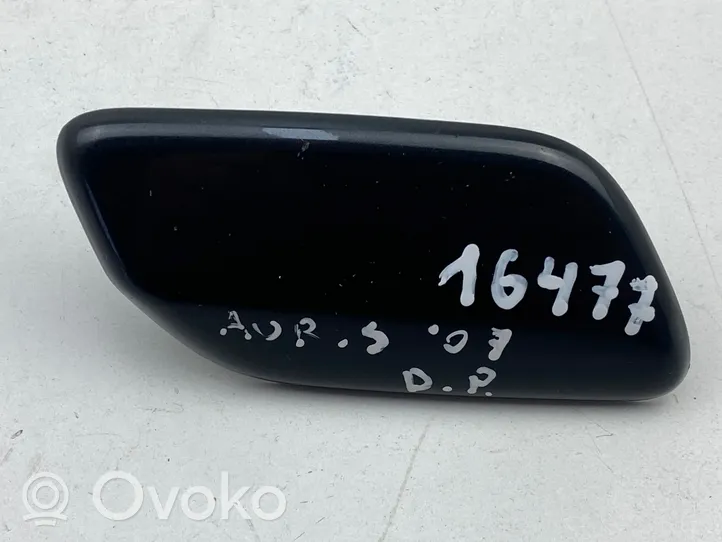 Toyota Auris 150 Ajovalonpesimen pesusuuttimen kansi/suoja 8504402050