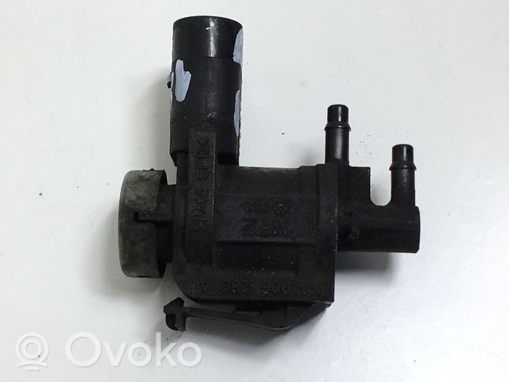 Audi A3 S3 A3 Sportback 8P Vacuum valve 1K0906283A