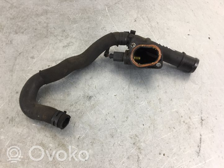 Audi A3 S3 A3 Sportback 8P Termostat / Obudowa termostatu 03G121132B