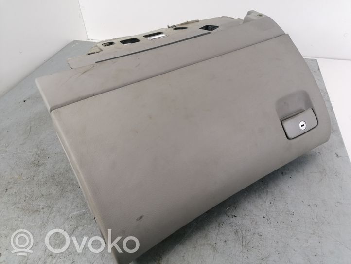 Audi A8 S8 D3 4E Glove box set 4E1857096J