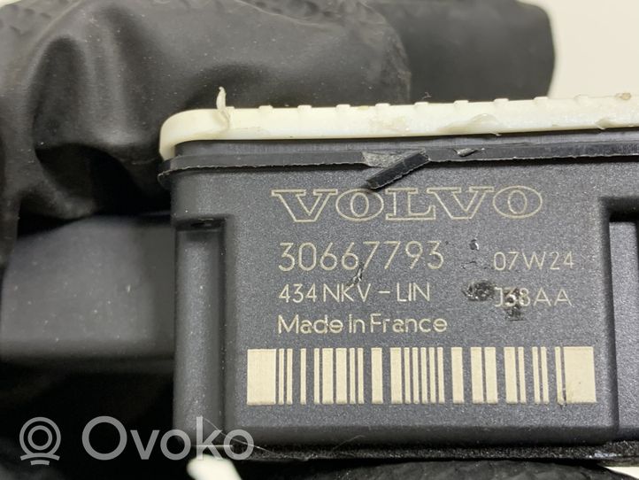 Volvo C30 Boîtier module alarme 30667793