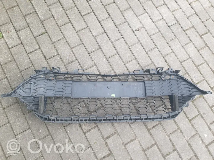 Toyota Corolla E210 E21 Grille calandre supérieure de pare-chocs avant 5311202B10