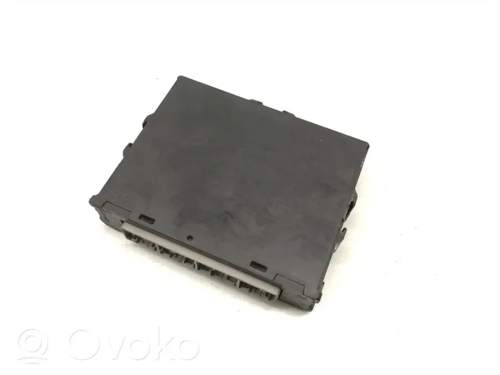 Toyota Yaris Sterownik / Moduł ECU 89560-B1730