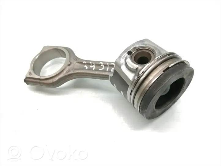 Hyundai Kona I Piston avec bielle 