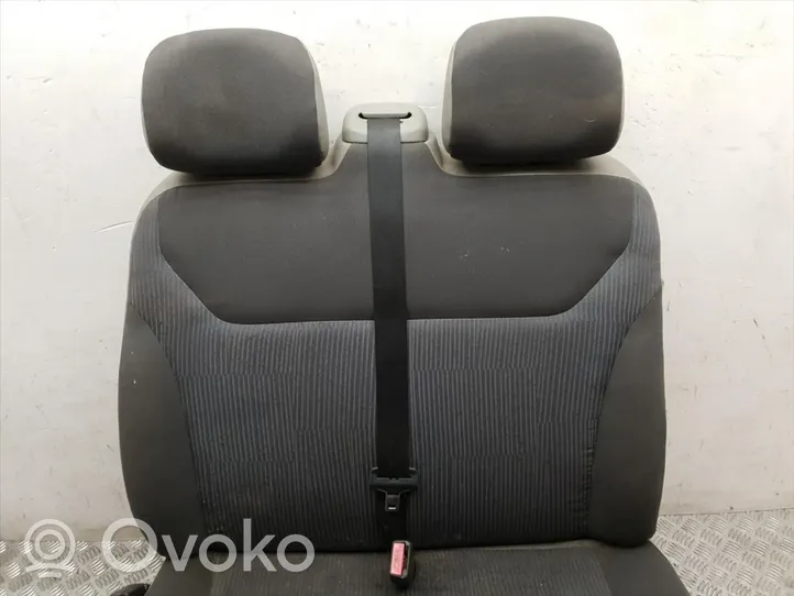 Opel Vivaro Fotel przedni podwójny / Kanapa 
