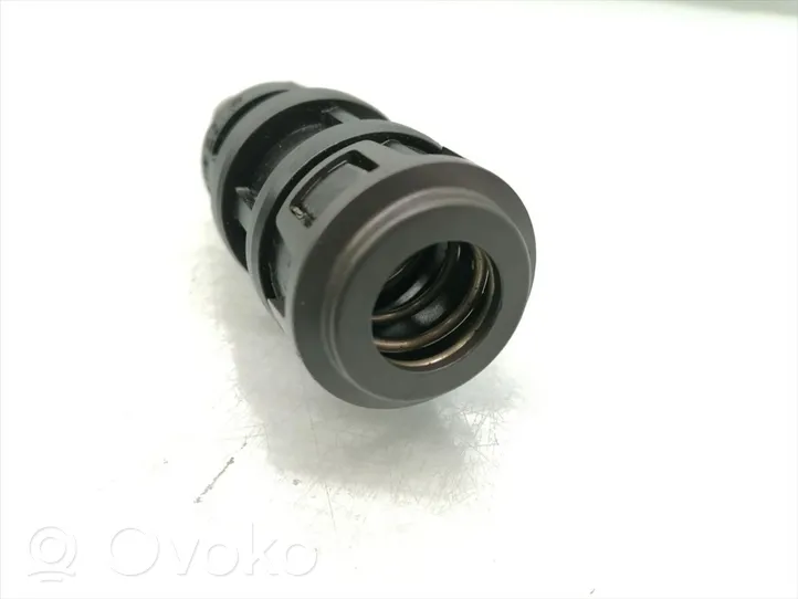 Audi A5 Termostat / Obudowa termostatu 06M115201F