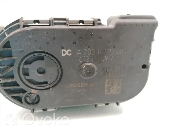 Nissan Qashqai Boîtier de papillon électrique A2821410200