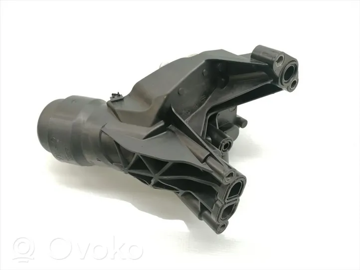 Audi A4 S4 B9 Mocowanie / uchwyt filtra oleju 03N115389N