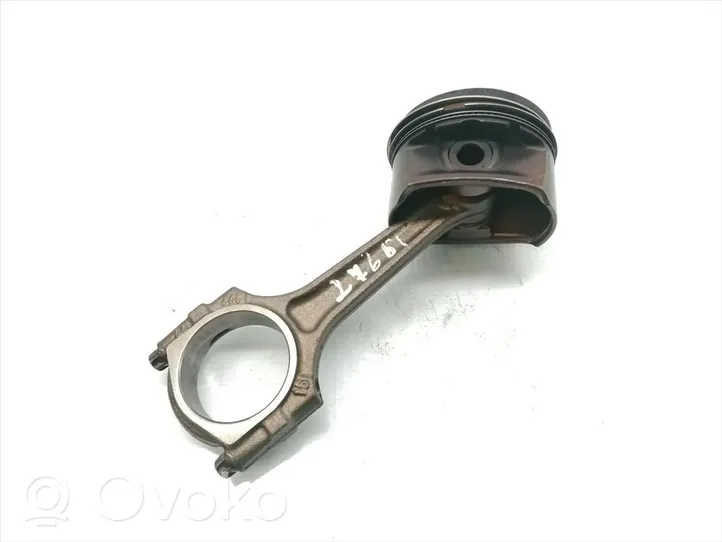 Opel Corsa E Piston with connecting rod 