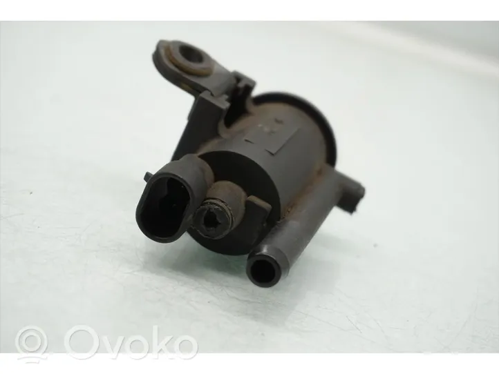 Hyundai Sonata Valve vacuum 28910-3C100