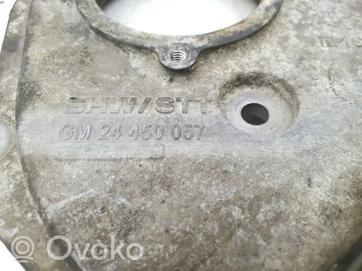 Opel Signum Osłona łańcucha rozrządu 24450057