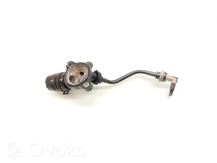 Audi A4 S4 B9 Termostat / Obudowa termostatu 04L121131AD