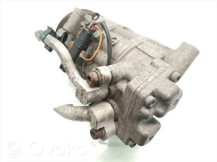 BMW 1 E81 E87 Ilmastointilaitteen kompressorin pumppu (A/C) 390029072