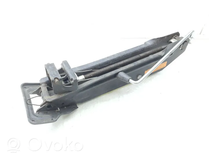 Volkswagen Touareg I Lift Jack 7L0011031B