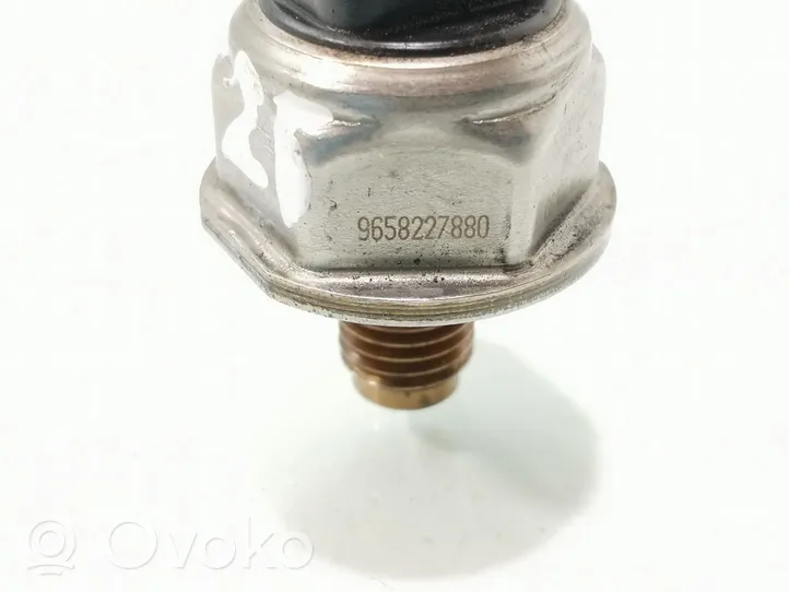 Mazda RX8 Sensore di pressione del carburante 9658227880