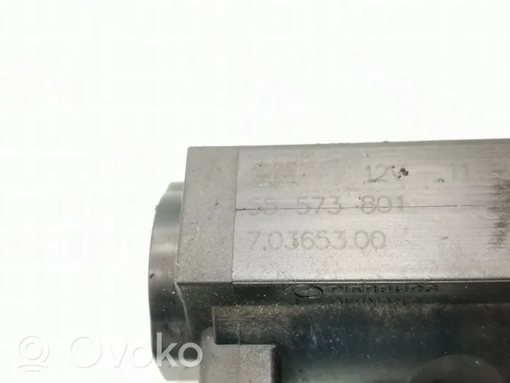 Opel Antara Vacuum valve 55573801