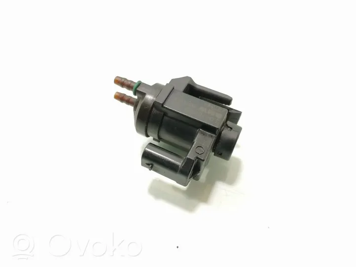 BMW 1 F20 F21 Electrovanne Soupape de Sûreté / Dépression 8570591