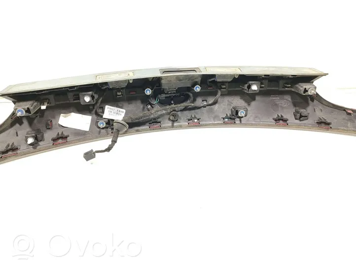 Opel Insignia A Takaluukun alaosan verhoilu 464192822