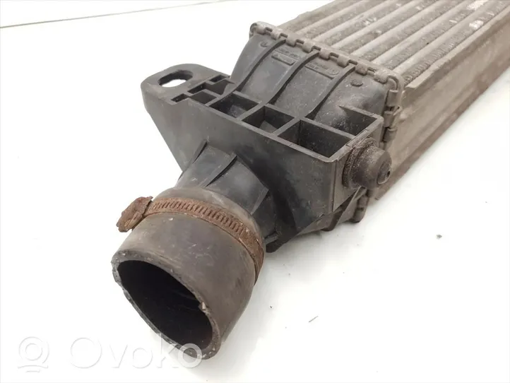 Ford Mondeo Mk III Starpdzesētāja radiators 1S7Q9L440AF