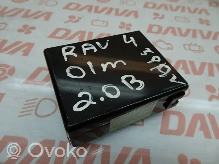 Toyota RAV 4 (XA20) Air conditioning/heating control unit 88650-42130