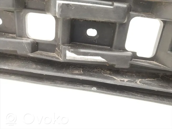 Volkswagen Touran I Mocowanie narożnika zderzaka tylnego 1T0807375