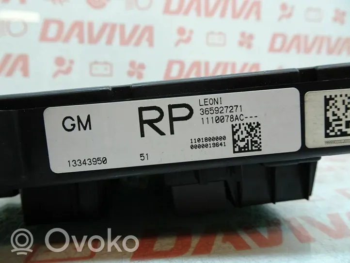 Opel Astra F Fuse module 13343950