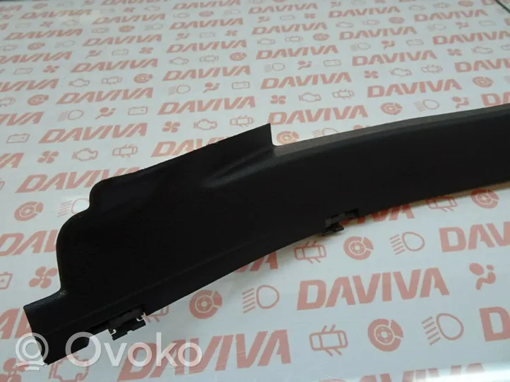 Mercedes-Benz C AMG W204 Rivestimento montante (C) A2046904025