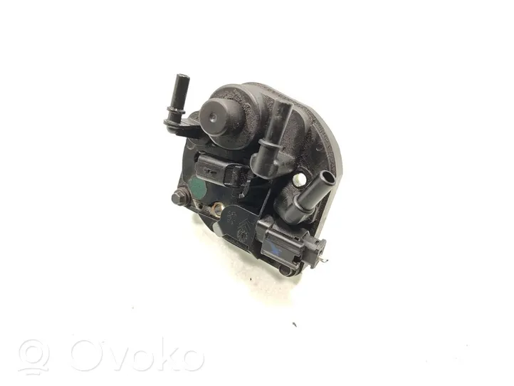 Citroen C4 Grand Picasso Boîtier de filtre à carburant 9809757980