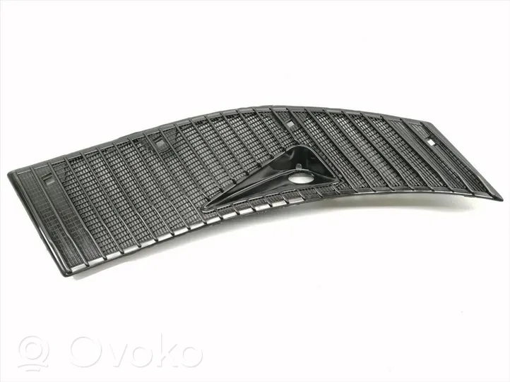 Mercedes-Benz E W123 Rivestimento del tergicristallo A1238363065