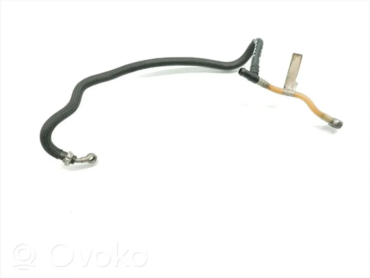 BMW 7 E65 E66 Tuyau d'alimentation conduite de carburant 7795504