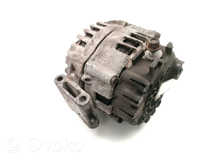 Mercedes-Benz E AMG W212 Generatore/alternatore H611843A