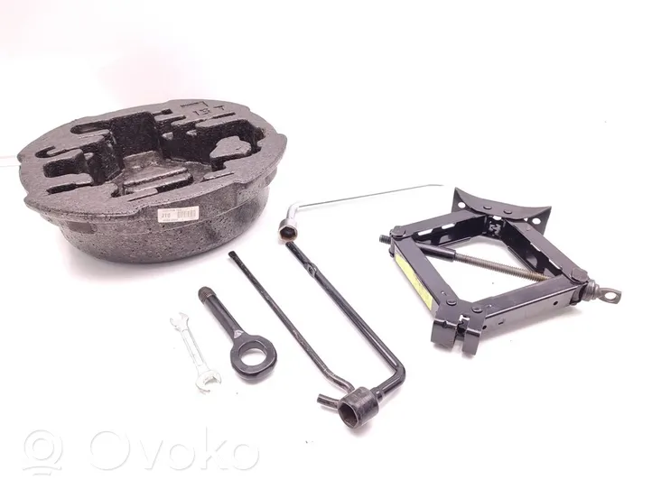 Hyundai i30 Kit d’outils 09149-A6000