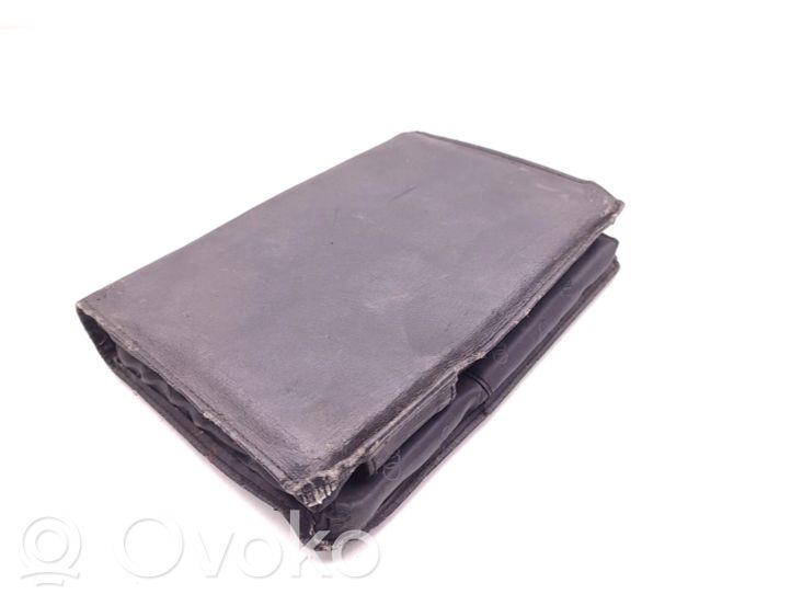 Audi Q7 4L User manual, 26.25 € RRR